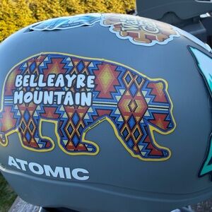 Kids Gray ski/snowboard Helmet with Colorful Bear Design